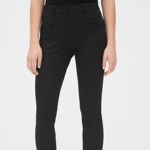 Gap Signature Skinny Ankle pants in size 12
